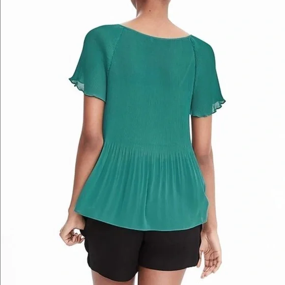 New - BR pleat top - Picture 2 of 3